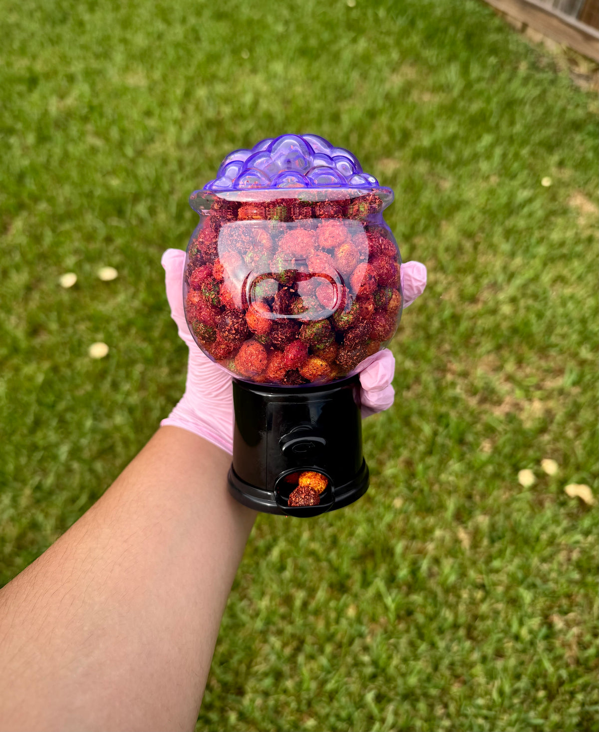 Witches Cauldron Candy Dispenser! 🍬🧙🏽♀️